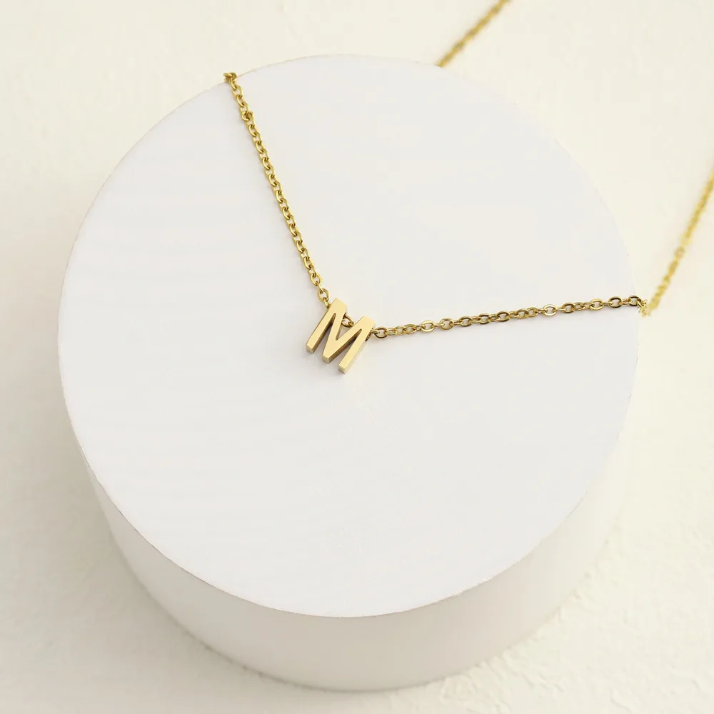 Collier avec pendentif en acie - Vintage Fashion Font avis et prix