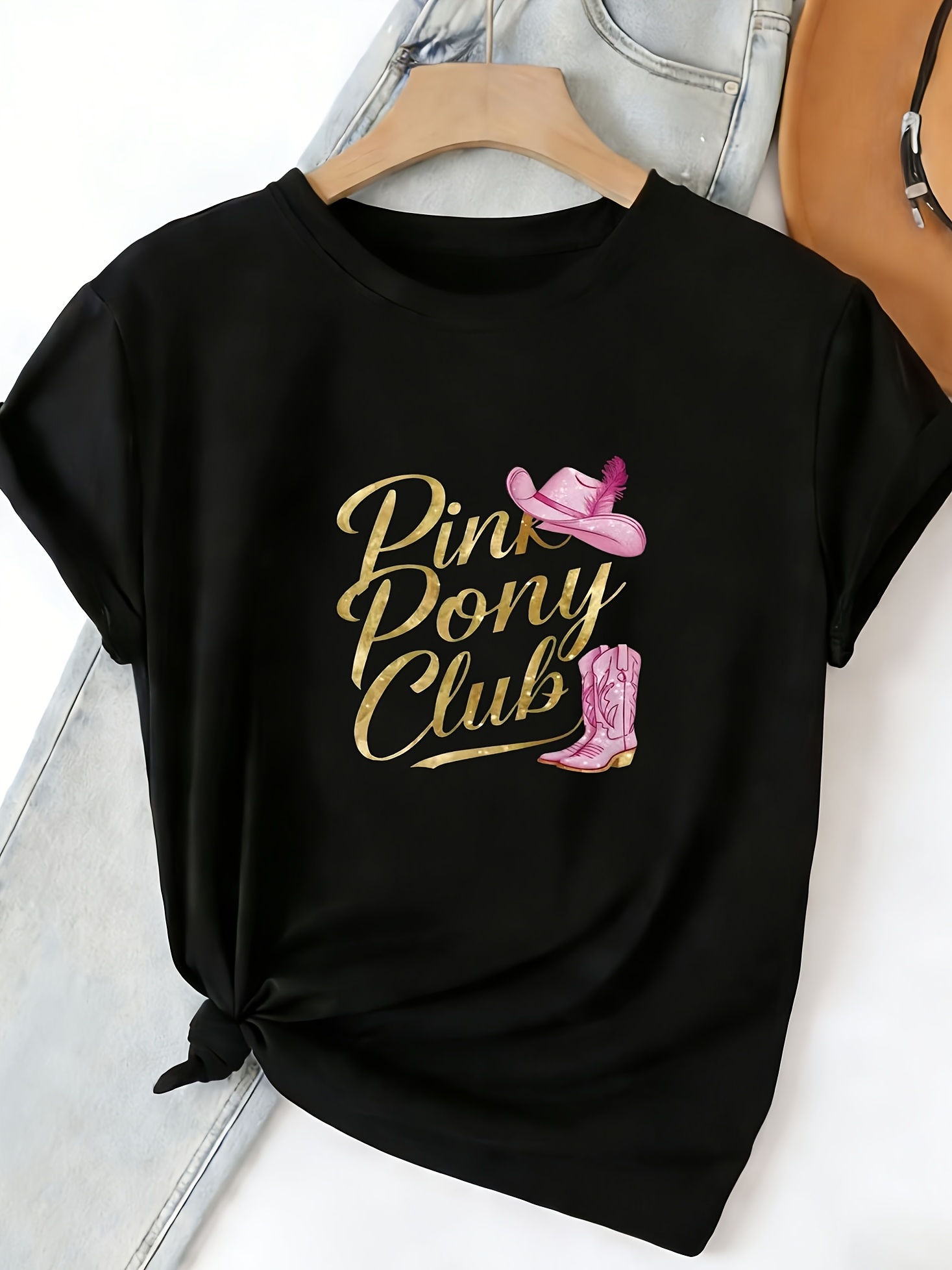 T-shirt noir à col rond et man - Vintage Fashion Hats avis et prix