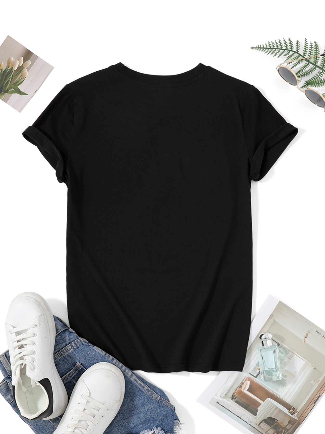 T-shirt noir à col rond et man - Vintage Fashion Hats avis et prix
