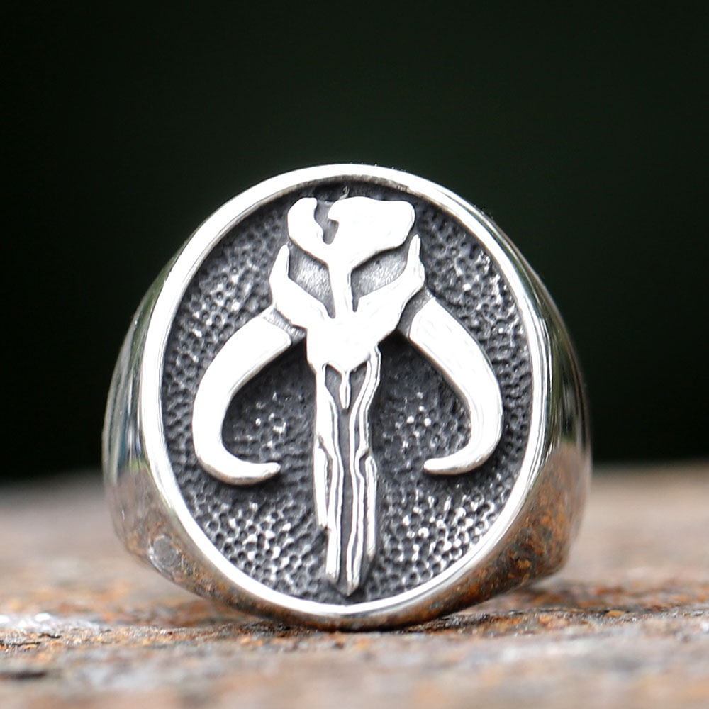 Bague crâne Alien pour hommes  - Vintage Fashion Guide avis et prix