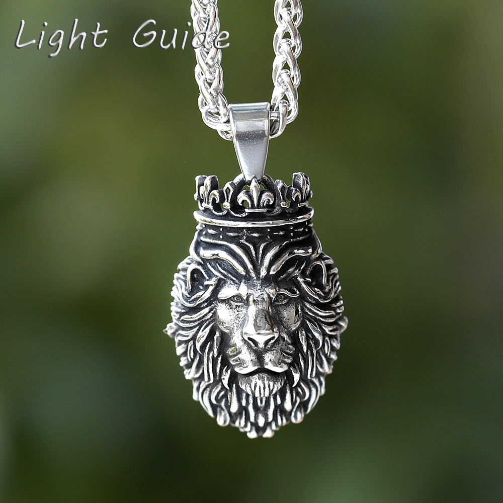 Collier pendentif vintage en a - Vintage Fashion Guide avis et prix